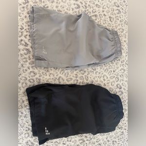 Fabletics 7” Seam Shorts (Grey and Black)